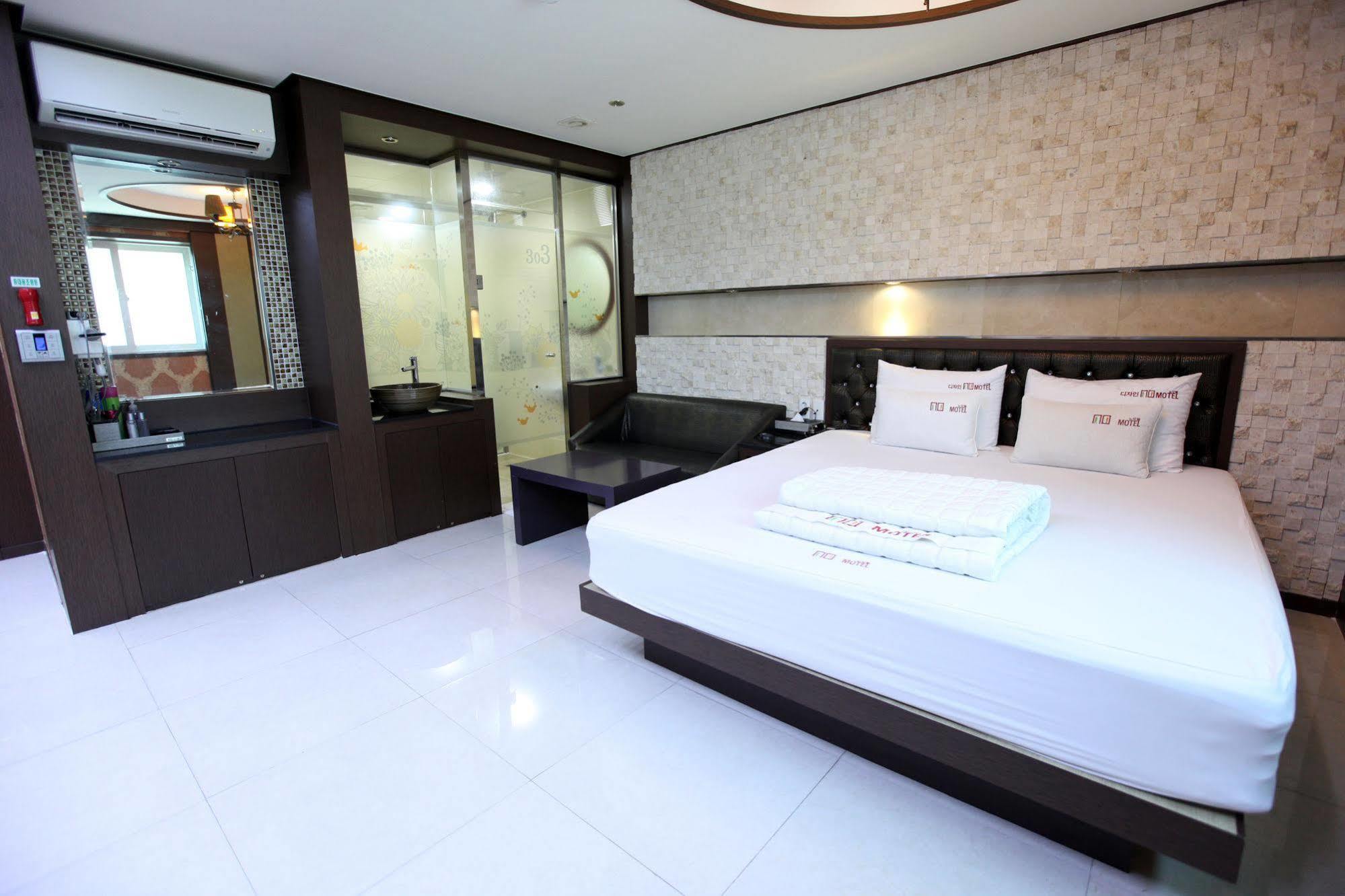 The Design Motel Busan Exteriör bild